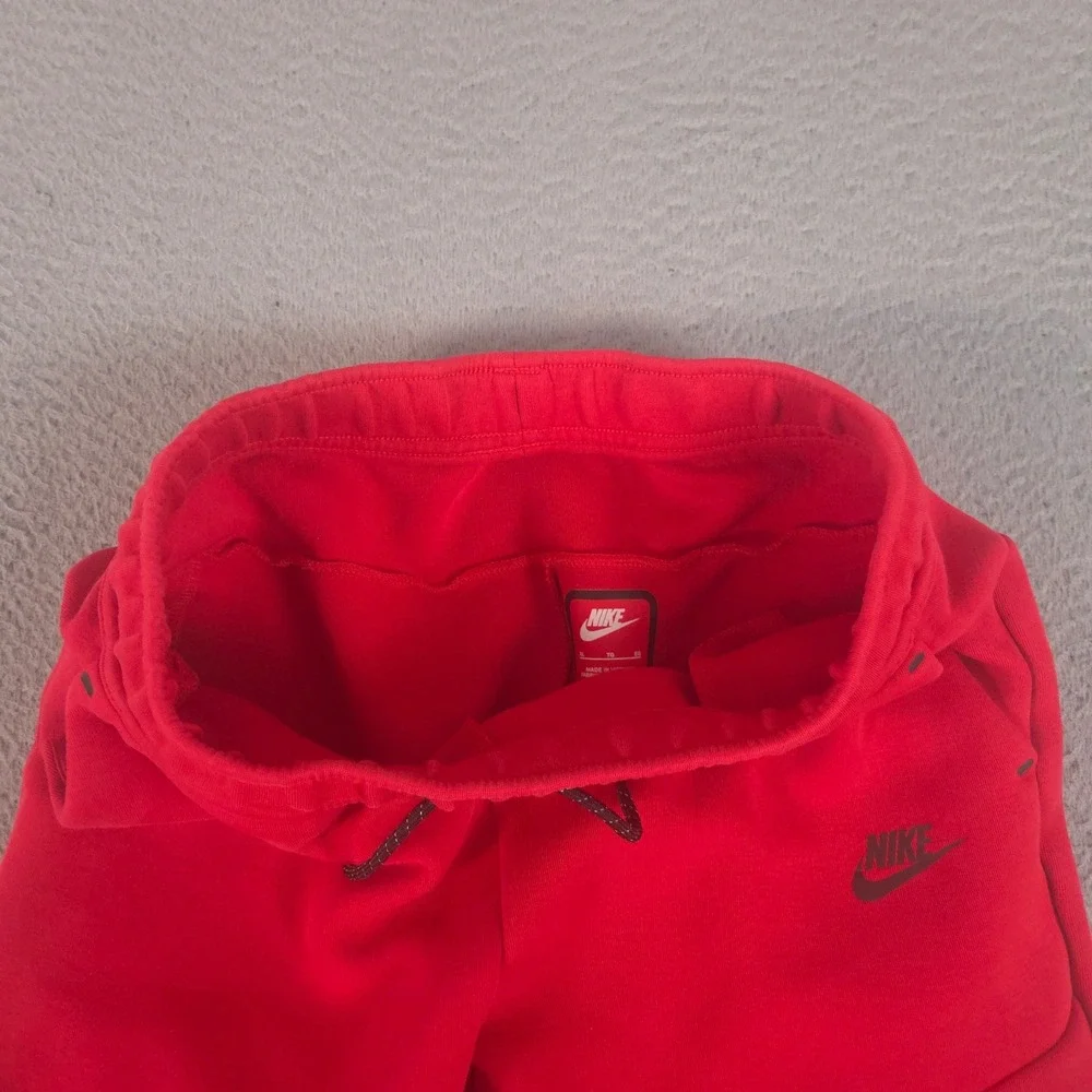 Nike Pants Kids XL Red Sportswear Tech Fleece Joggers Tapered‎ Leg Drawstring